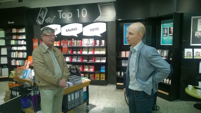 Entinen naapurini, piensijoittaja Micke Granberg (vas.) Järvenpäästä.