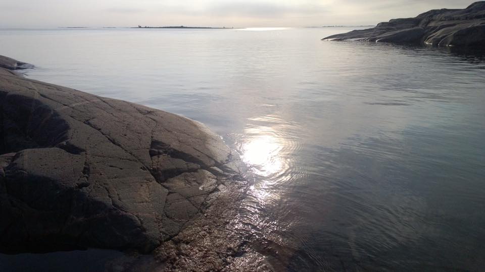 Merimaisema Uudenkaupungin saaristosta, kesä 2016. Merimaisema Uudenkaupungin saaristosta, kesä 2016.